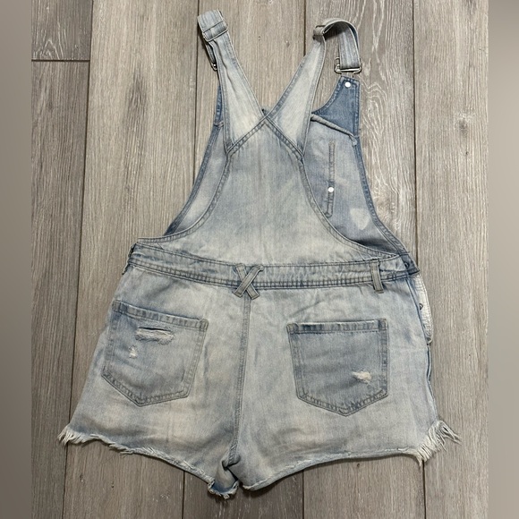 Rue21 Distressed Shortalls - Picture 2 of 7